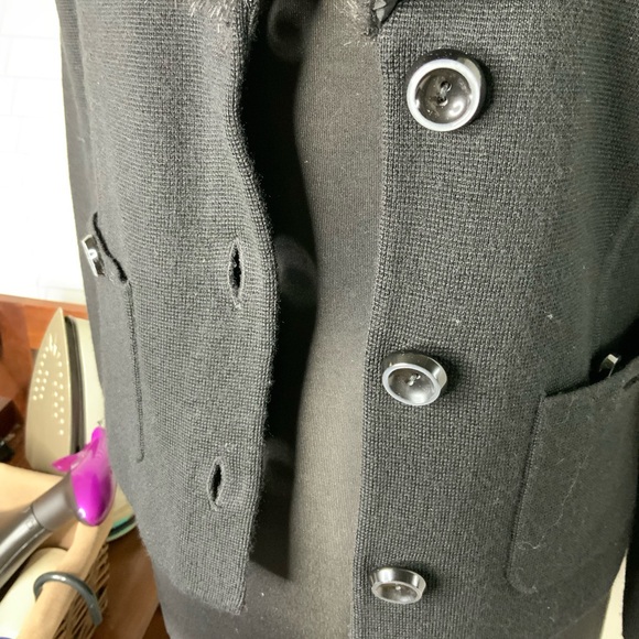 Jones of New York faux fur Shawl collar. Front buttons and are pockets P/S - Picture 5 of 7